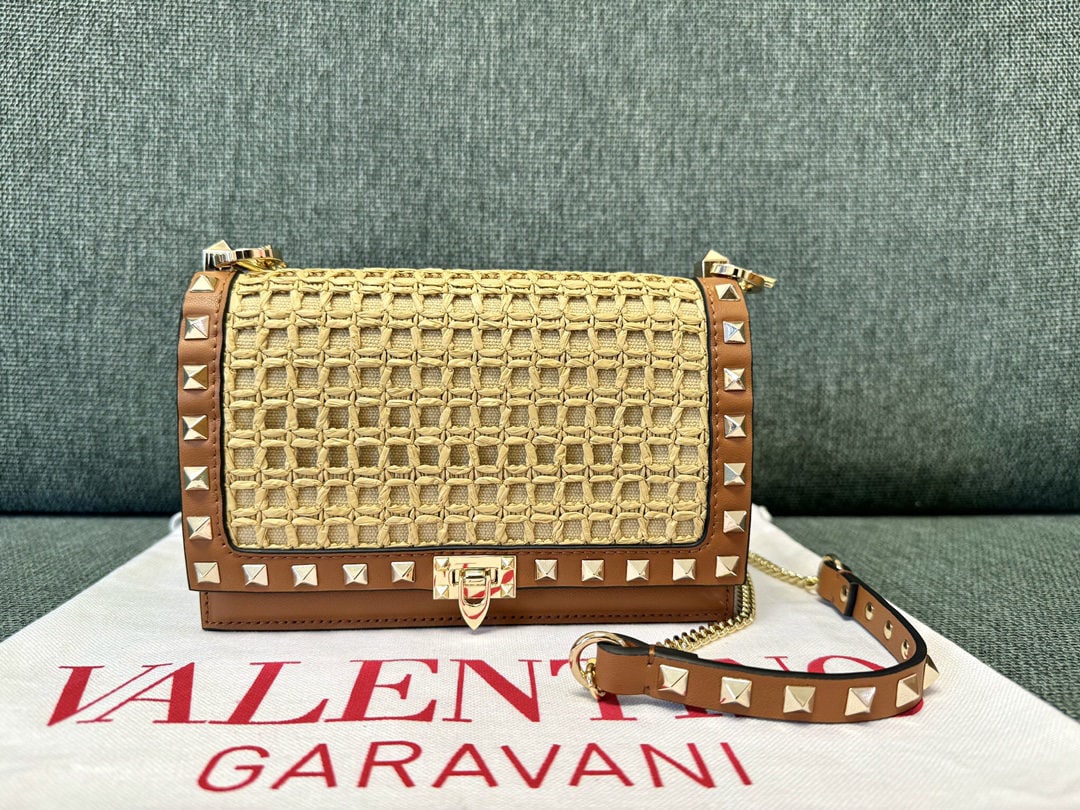 Valentino: We offer FREE SHIPPING for both domestic and international clients who bid over $500. Raffia Envelope Bag, Valentino Woven WOC (Wallet on Chain) Bag, simple design, detachable chain shoulder strap, in
