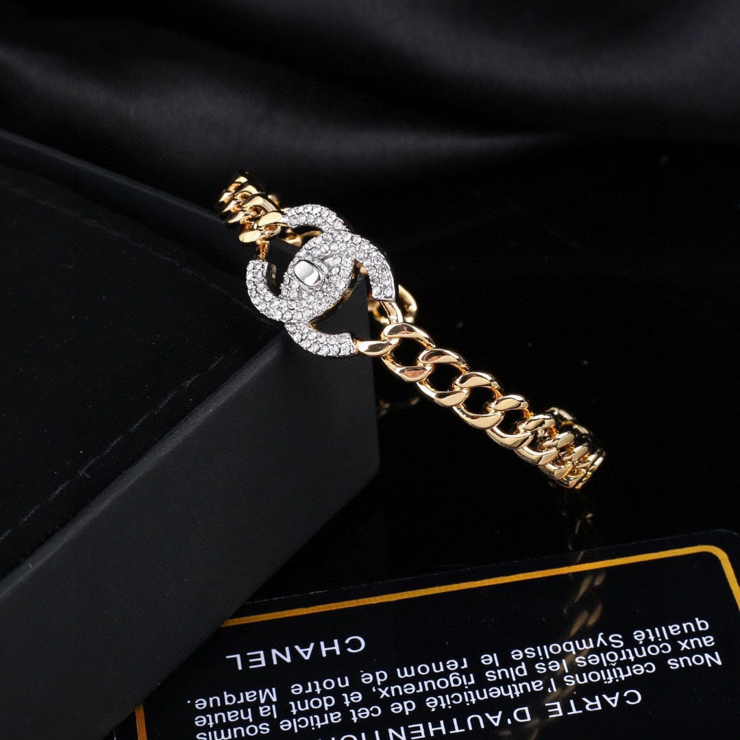 Chanel bracelet: We offer FREE SHIPPING for both domestic and international clients who bid over $500. This Chanel bracelet is exquisitely crafted in every detail. The design is absolutely stunning; it's incredibly