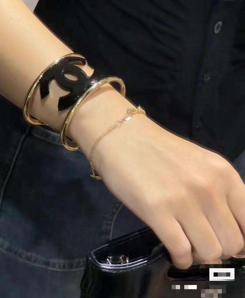 Chanel bracelet: We offer FREE SHIPPING for both domestic and international clients who bid over $500. Chanel bracelets are chic, sweet, and edgy; they exude a sense of understated luxury and sophisticated weight. Who