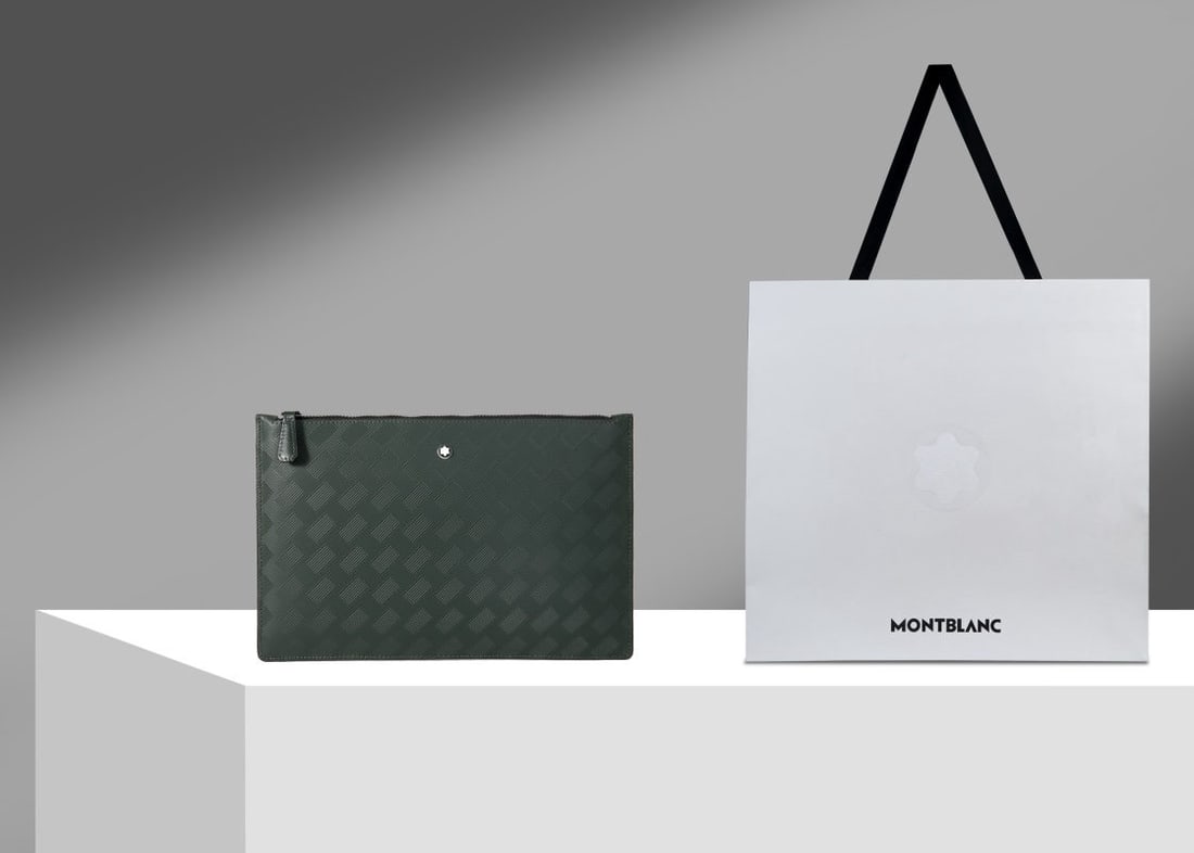 MONTBLANC Style 3.0 Series Clutch Bag: We offer FREE SHIPPING for both domestic and international clients who bid over $500. MONTBLANC Style 3.0 series clutch bag, dark green, material: top-grain cowhide, dimensions: 30x20x1 cm. A wonderfu
