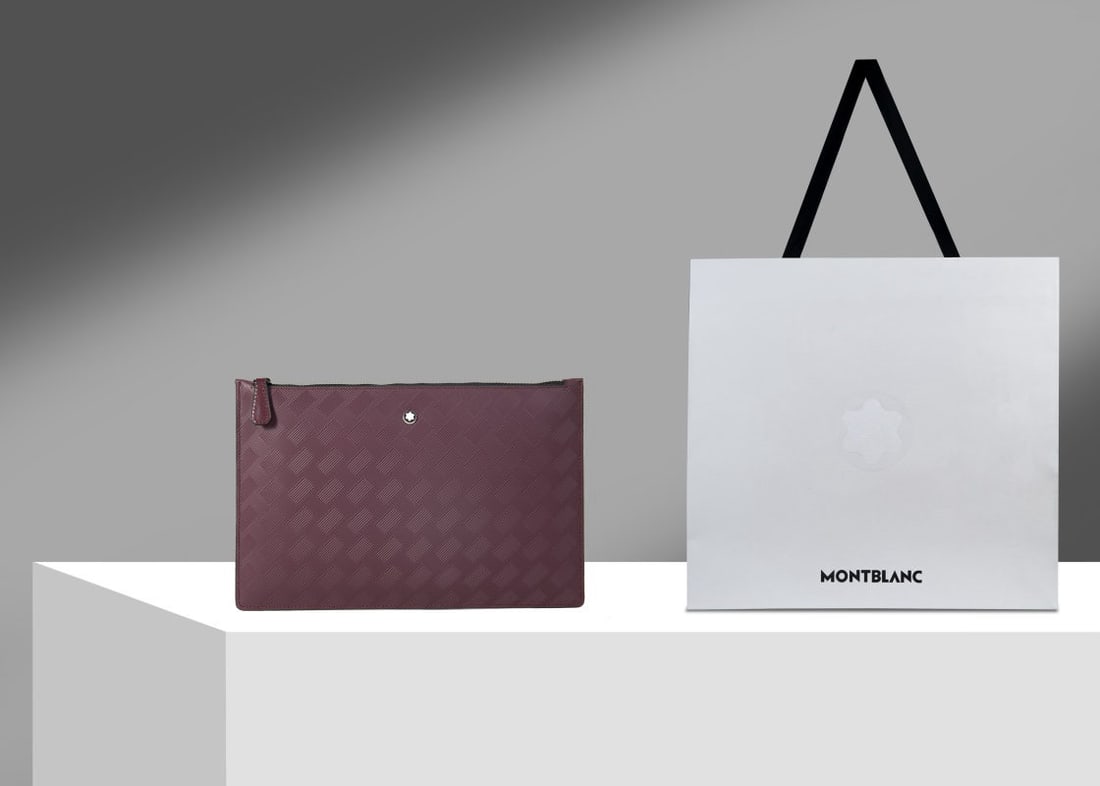 MONTBLANC Style 3.0 Series Clutch Bag: We offer FREE SHIPPING for both domestic and international clients who bid over $500. MONTBLANC Style 3.0 Series Handbag, Dolpo Red. Material: Top-grain cowhide. Dimensions: 30x20x1 cm. A wonderful