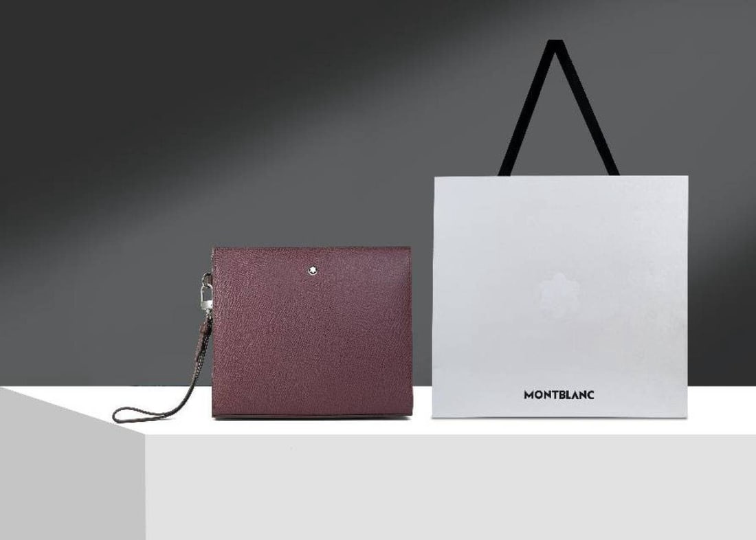 MONTBLANC Heart Collection Clutch: We offer FREE SHIPPING for both domestic and international clients who bid over $500. MONTBLANC Heart Series Clutch in Dolpo Red. Material: Top-grain cowhide leather. A wonderful gift for you or your