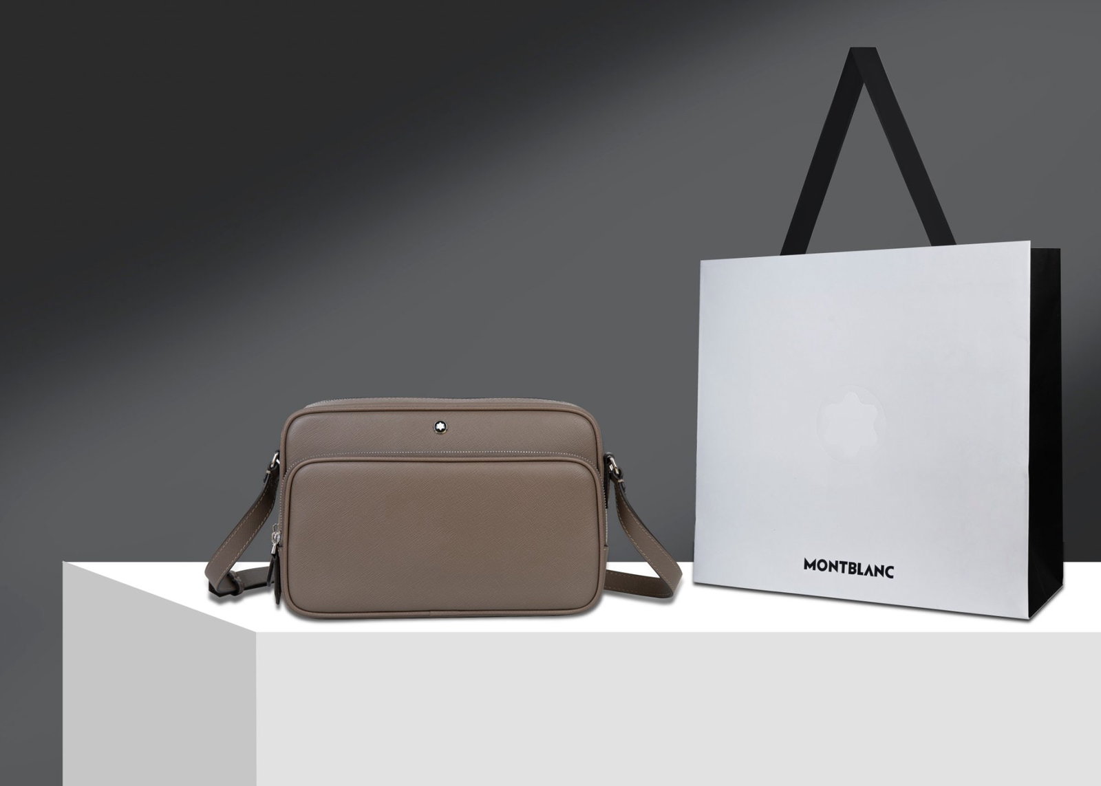 MONTBLANC Heart Series Messenger Bag: We offer FREE SHIPPING for both domestic and international clients who bid over $500. MONTBLANC Heart Series Messenger Bag, Earth Brown. Material: Top-grain cowhide leather. Dimensions: 25.5 x 17 x 7 