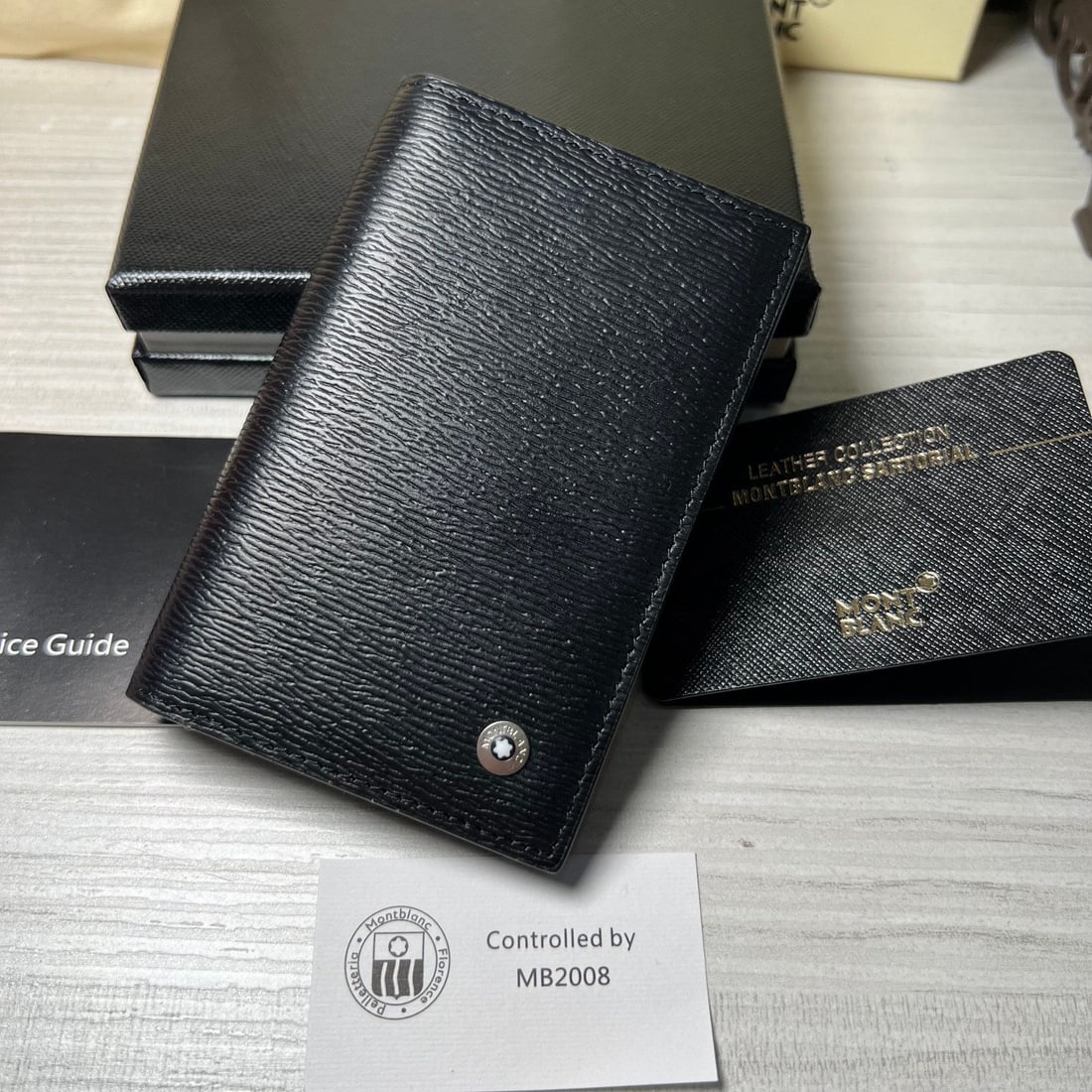 MONTBLANC Series Extra-Size Business Card Holder: We offer FREE SHIPPING for both domestic and international clients who bid over $500. MONTBLANC series extra-wide business card holder material: top-grain cowhide. A wonderful gift for you or your lov