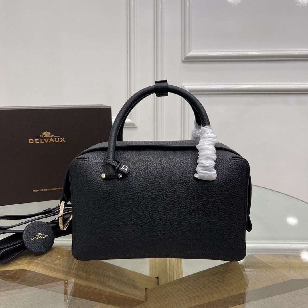 Delvaux (1 of 1)