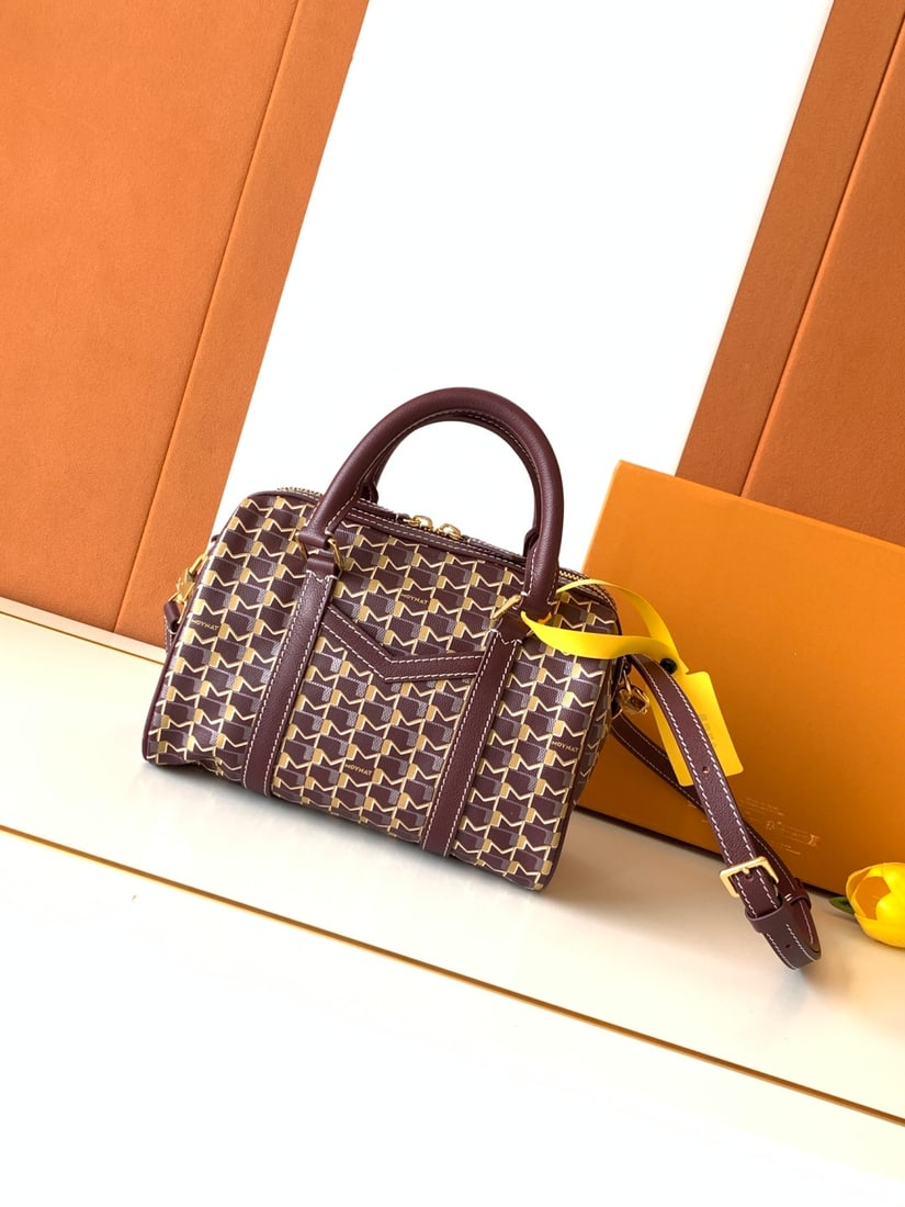 Moynat Canvas 48H Travel Bag: We offer FREE SHIPPING for both domestic and international clients who bid over $500. The Canvas MINI 48H Travel Bag is a perfectly scaled-down version of the 48H M travel bag, capable of holding all 