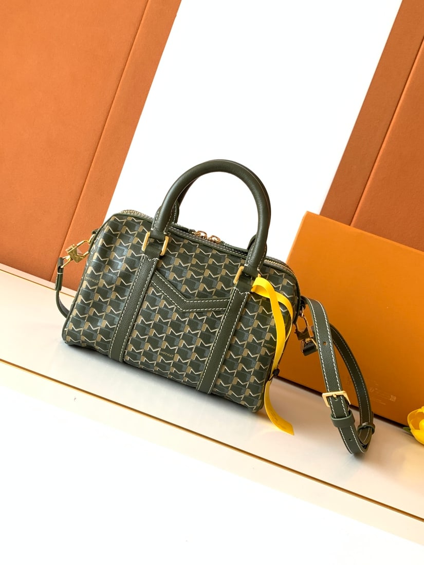 Moynat Canvas 48H Travel Bag: We offer FREE SHIPPING for both domestic and international clients who bid over $500. The Canvas MINI 48H Travel Bag is a perfectly scaled-down version of the 48H M travel bag, capable of holding all 