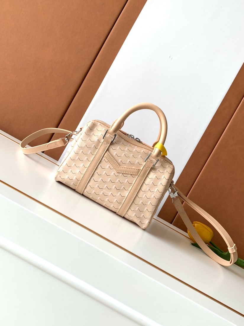 Moynat Canvas 48H Travel Bag: We offer FREE SHIPPING for both domestic and international clients who bid over $500. The Canvas MINI 48H Travel Bag is a perfectly scaled-down version of the 48H M travel bag, capable of holding all 