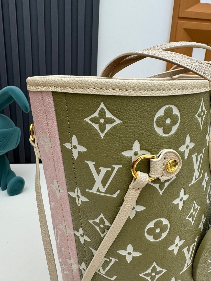 Neverfull Medium Handbag - 6