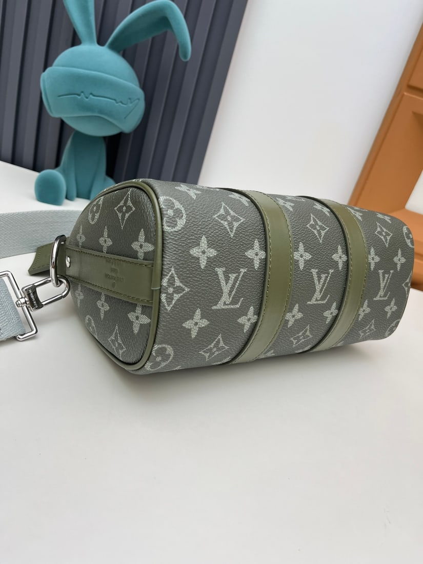LV - 4