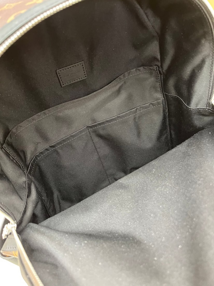 DISCOVERY Small Backpack - 8