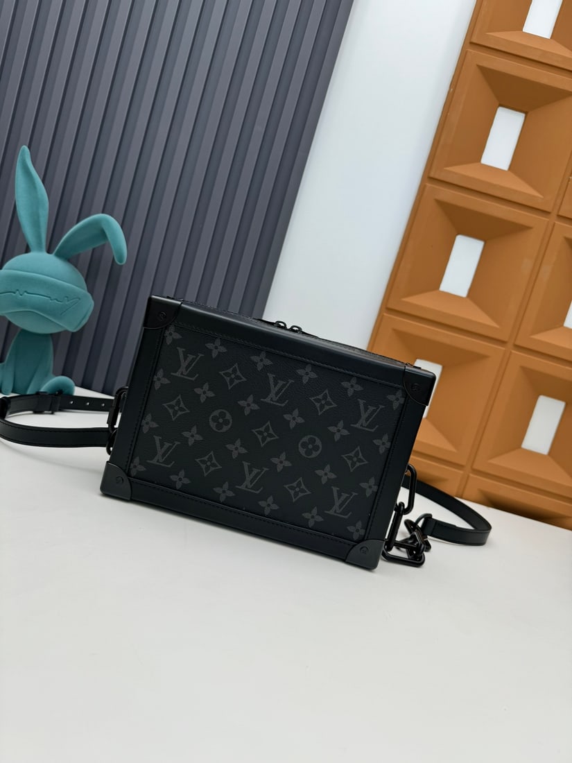 Soft Trunk Handbag - 3