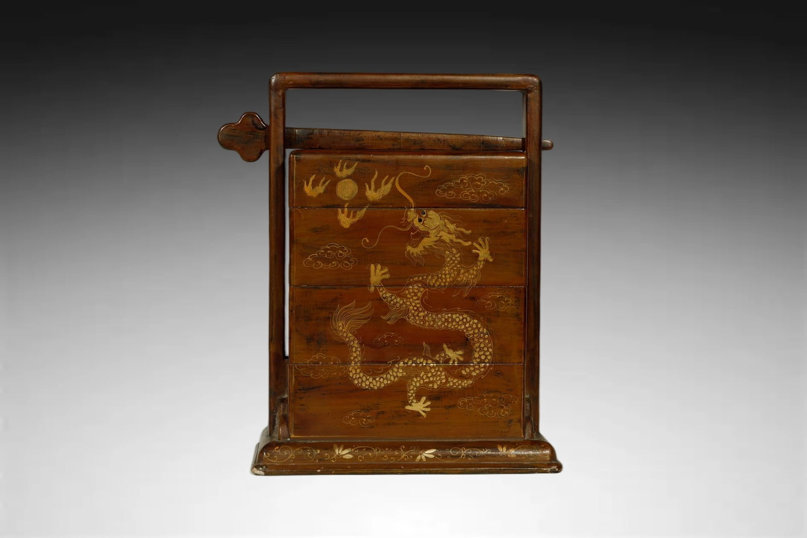 Qing Dynasty RARE LACQUERED WOODEN CARRYING BOX (1 of 8)
