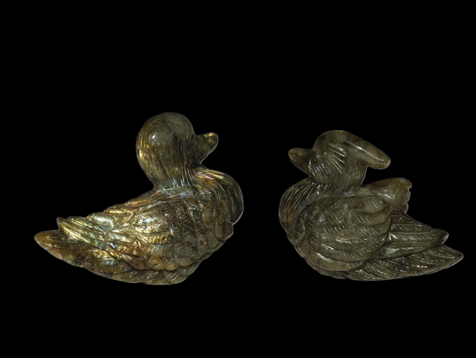 Qing Dynasty PAIR OF LABRADORITE MANDARIN DUCK ORNAMENTS: A REMARKABLE PAIR OF LABRADORITE MANDARIN DUCK ORNAMENTS. Chinese, Late Qing Dynasty to Republic Period (circa early 20th century) Height 5.5 cm × Length 8 cm × Width 3.5 cm. Description: Each finel