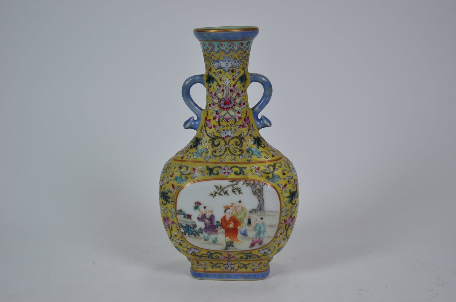 Qing Qianlong-Marked Yellow-Ground Reserve-Panel (1 of 7)