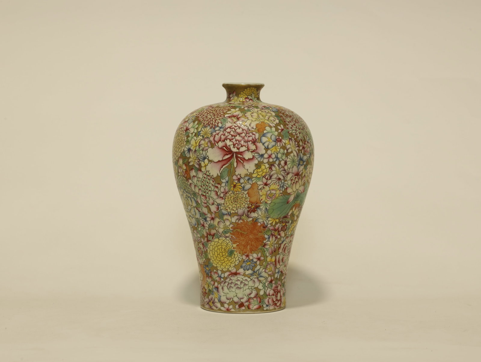 Qing Dynasty 'Hundred Flowers' Meiping Vase (1 of 4)