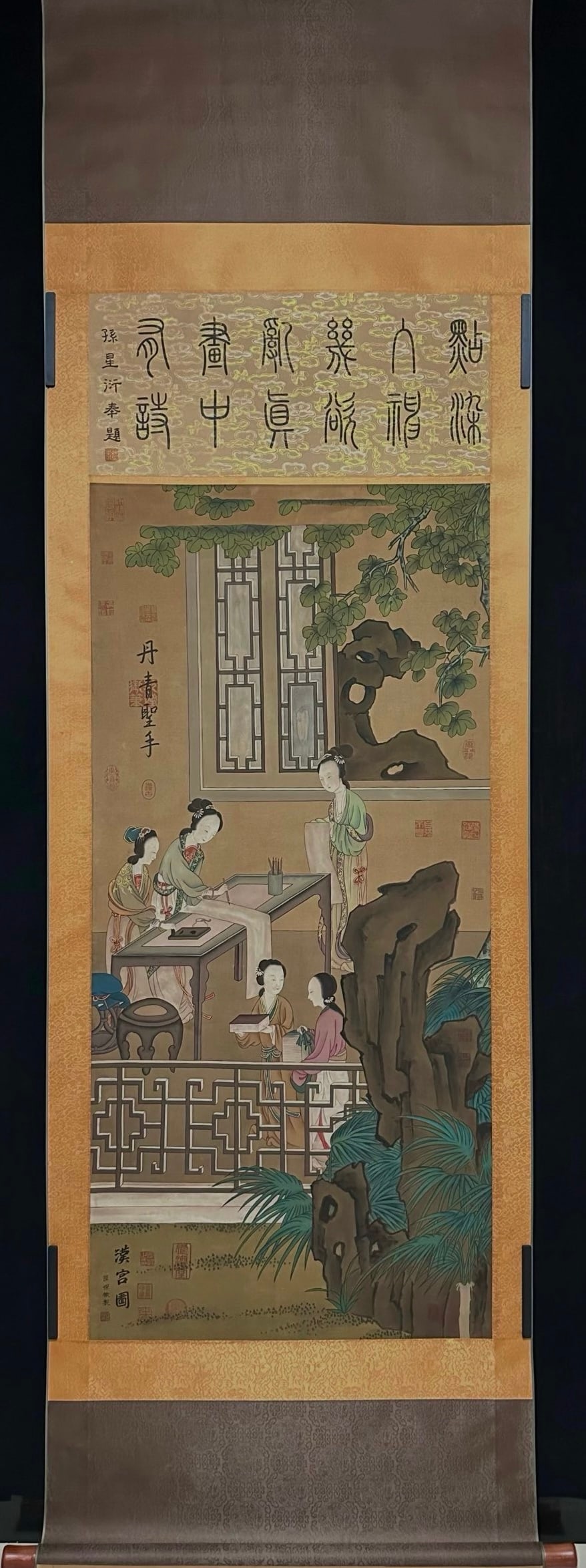 Yuan Dynasty (attributed), Lu Tanwei, "Han: Yuan Dynasty (attributed), Lu Tanwei, "Han Palace," Silk PaintingLu Tanwei (Yuan Dynasty attribution)Height: 139cm Width: 65cmDescription: A hanging scroll silk painting titled "???" ("Han Palace"), d