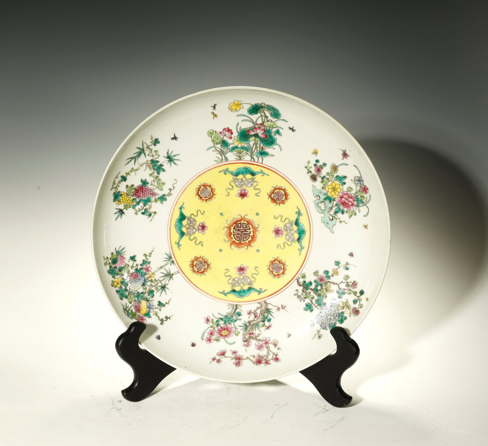 Qing Dynasty Famille Rose Yellow-Ground (1 of 6)