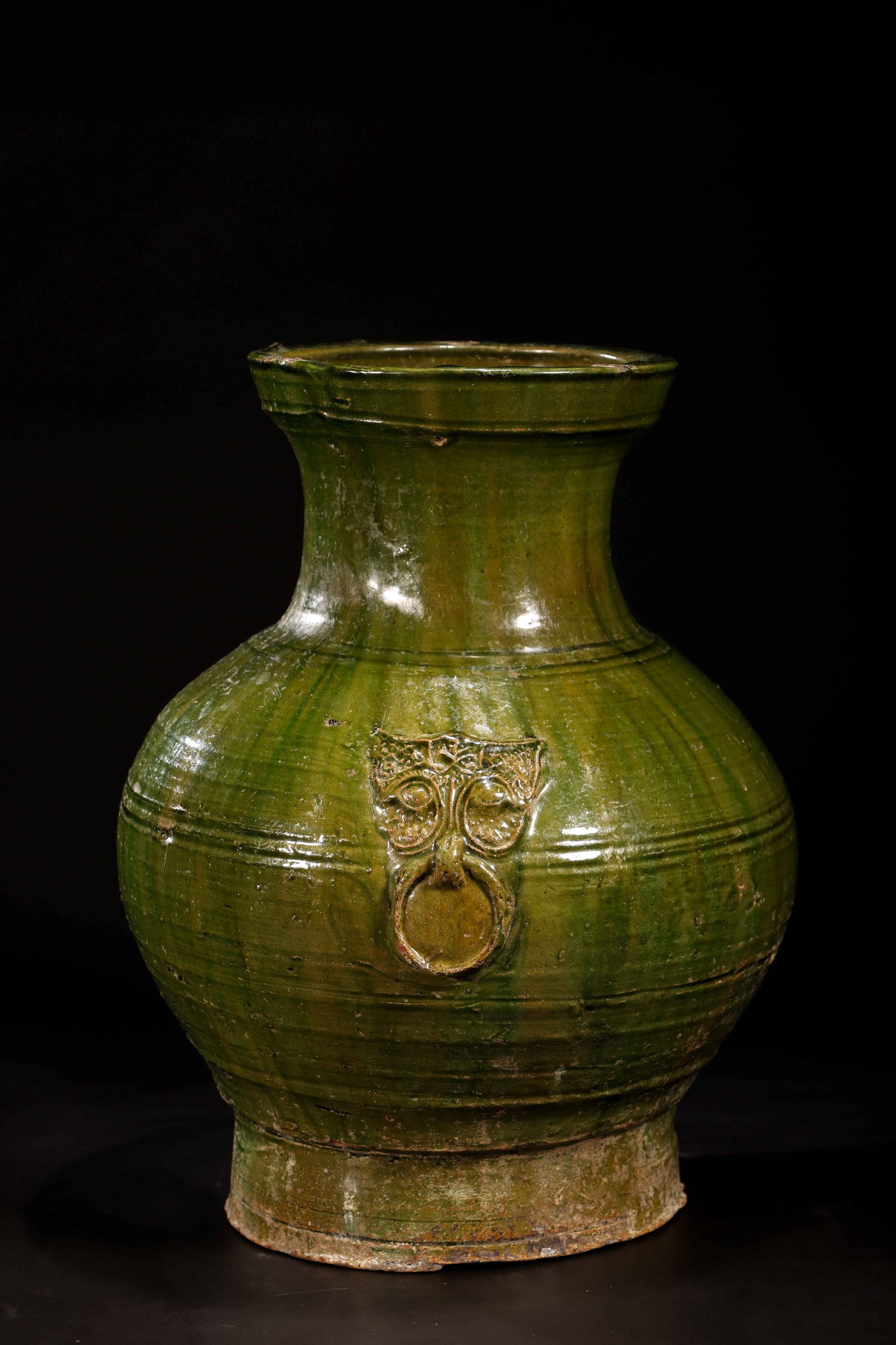 Han Dynasty Green-Glazed Twin-Beast-Handle Large Jar (1 of 4)