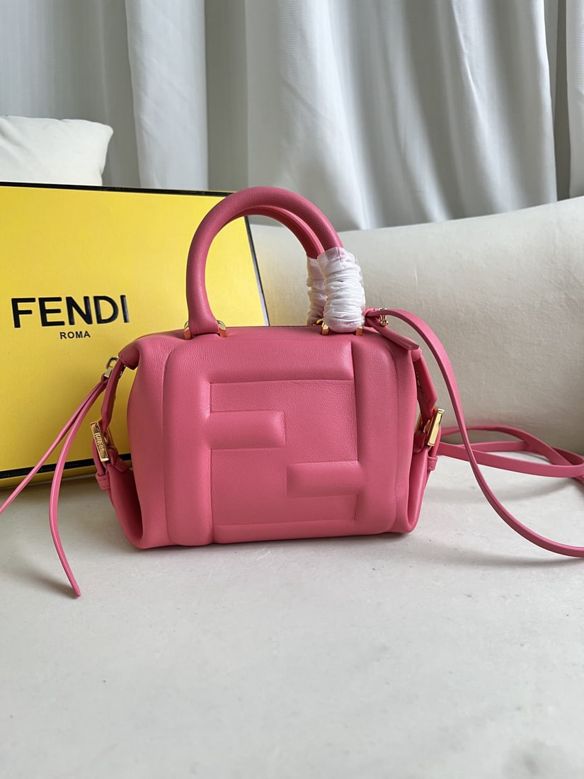 Fendi Stefano Pilati: A wonderful gift for yourself or your loved ones,FREE SHIPPING for both domestic and international clients who bid over $500.Currencies including GBP USD EUR CHF CAD AUD etc are accepted. This yellow,