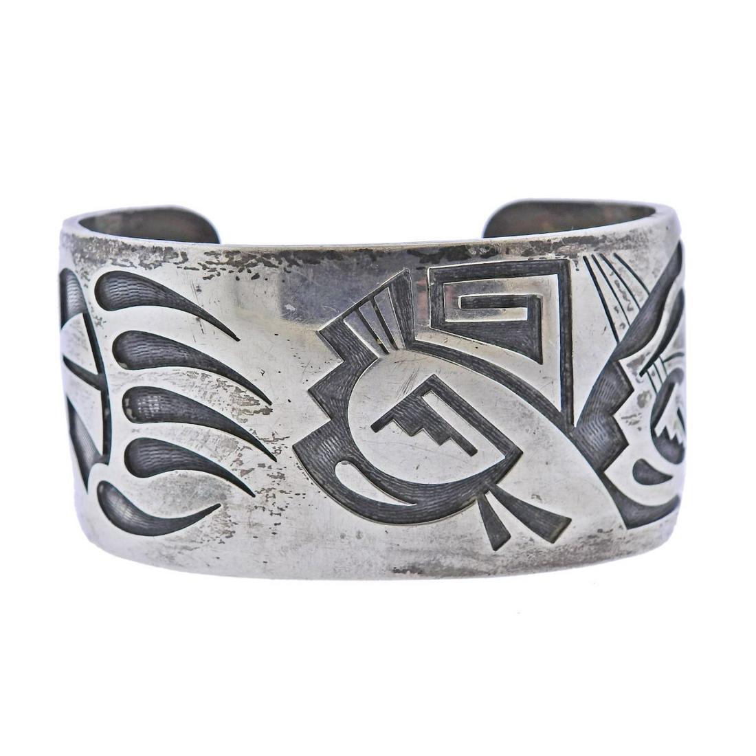 Native American Perry Fred Petra Lomson Sterling Bracelet (1 of 4)