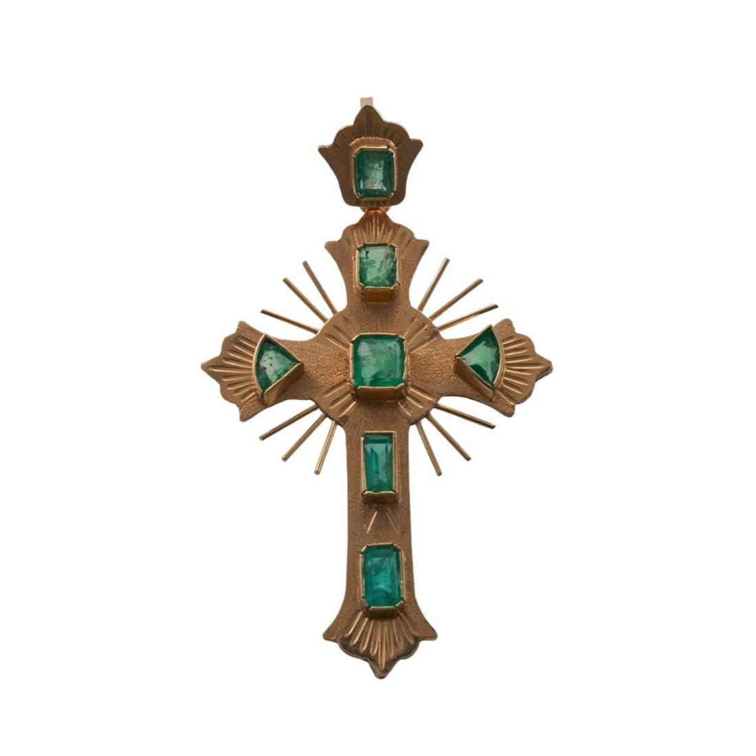 18k Gold Emerald Cross Pendant (1 of 4)