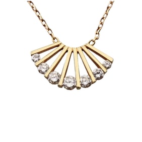 18k Gold Diamond Pendant Necklace