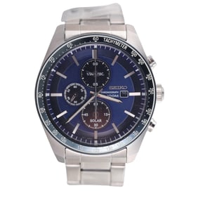 Seiko Solar Chronograph Watch V176-0AY0