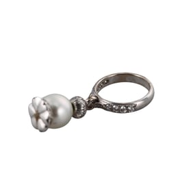 18k Gold Diamond Pearl Charm Ring