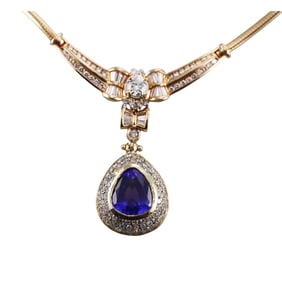 1980s 18k Gold 6ct Tanzanite Diamond Pendant Necklace