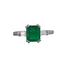 18k Gold 1.84ct Emerald Diamond Ring