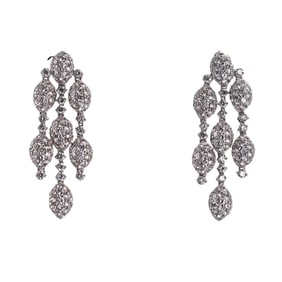 18k Gold Diamond Drop Earrings
