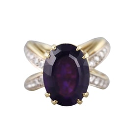Le Triomphe 18k Gold Diamond Amethyst Ring