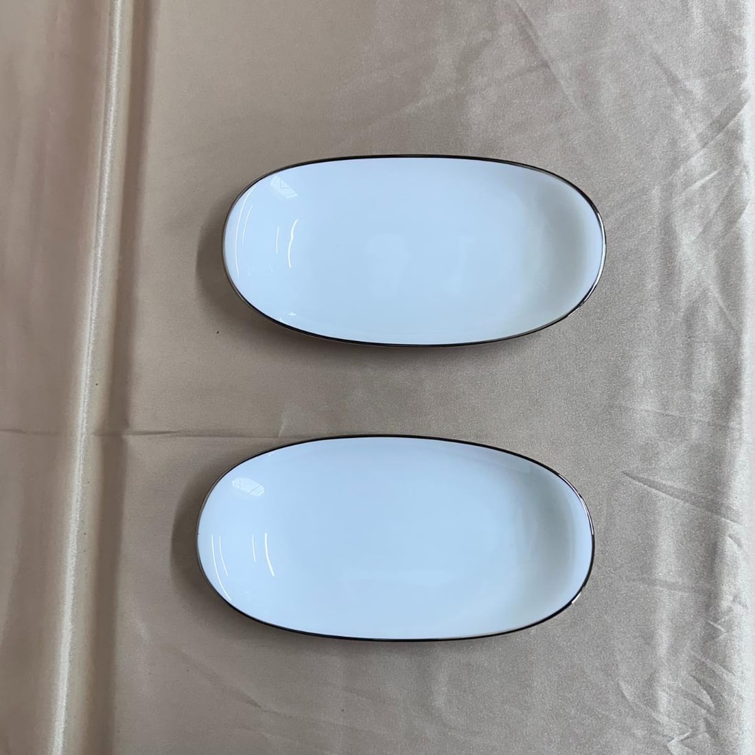 Bernardaud France Cristal Relish Dish Serving Platter Set of 2: Material : Porcelain Designer : Bernardaud Measurements : 9" x 4 3/4" Marked: : Bernardaud France Cristal Condition: : New Additional: With Box