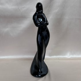 LLADRO Life (Ebony Look) Porcelain Figurine 01008276