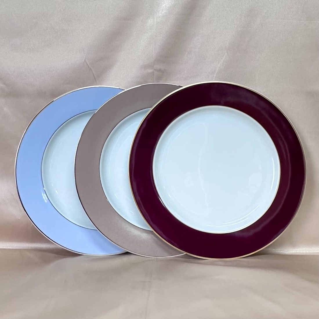 Bernardaud France Limoges Opaline Service Plate Charger Lot of 3 (1 of 8)