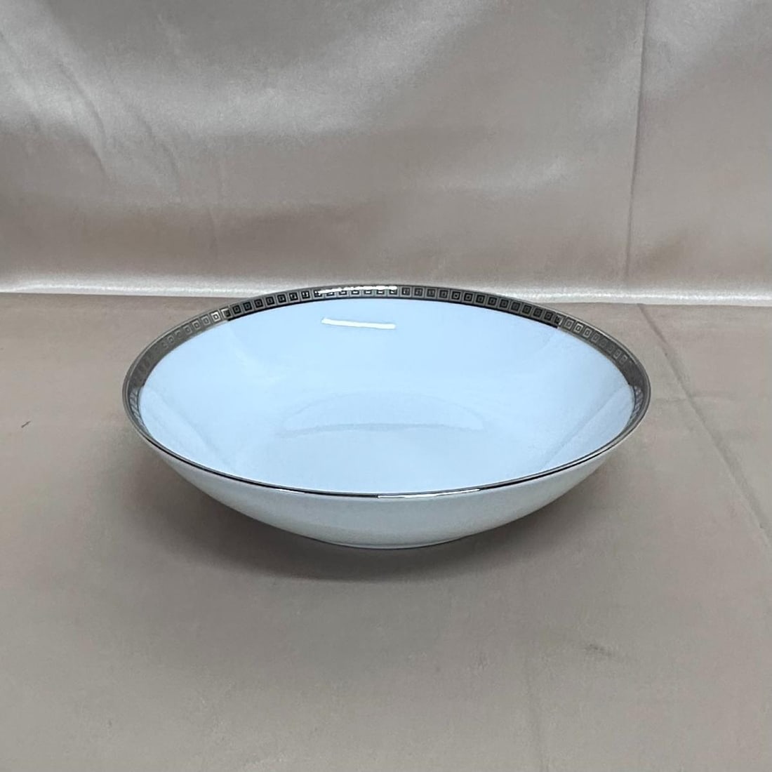 14pc Bernardaud France Athena Platinum Coupe Soup Bowl Set: Material : Porcelain Designer : Bernardaud Measurements : 1 5/8" x 7 1/4" Marked: : Bernardaud Athena France Condition: : New Additional: With Box
