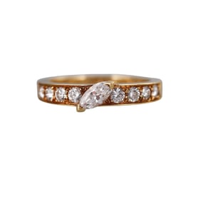 Fred Paris 18k Gold Diamond Band Ring