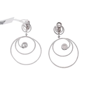Chopard Happy Diamonds Gold Drop Earrings 846464-1001