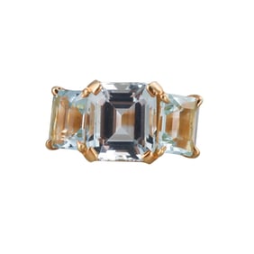 18k Gold 9.60ctw Aquamarine Three Stone Ring