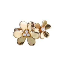 18k Gold Diamond Flower Ring