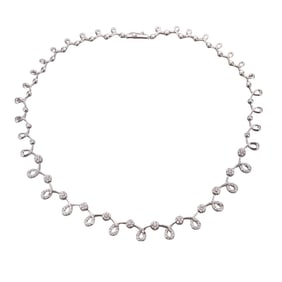 18k Gold Diamond Swirl Motif Necklace