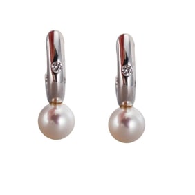 Assael 18k Gold Pearl Diamond Earrings