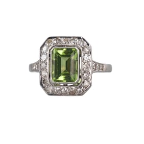 Platinum 1.69ct Peridot Diamond Ring