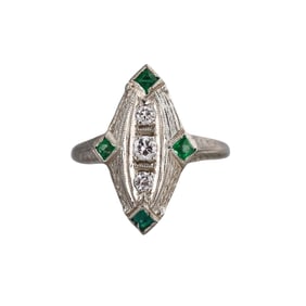 Art Deco 18k Gold Diamond Emerald Ring