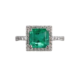 18k Gold 2.29ct Emerald Diamond Ring