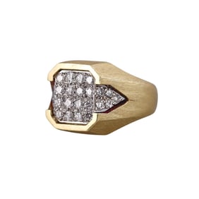 La Triomphe 1970s 18k Gold Diamond Ring