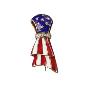 18k Gold Diamond Enamel American Flag Brooch Pin