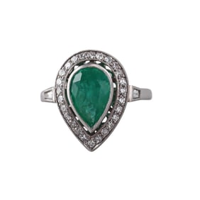 Platinum Diamond Emerald Ring