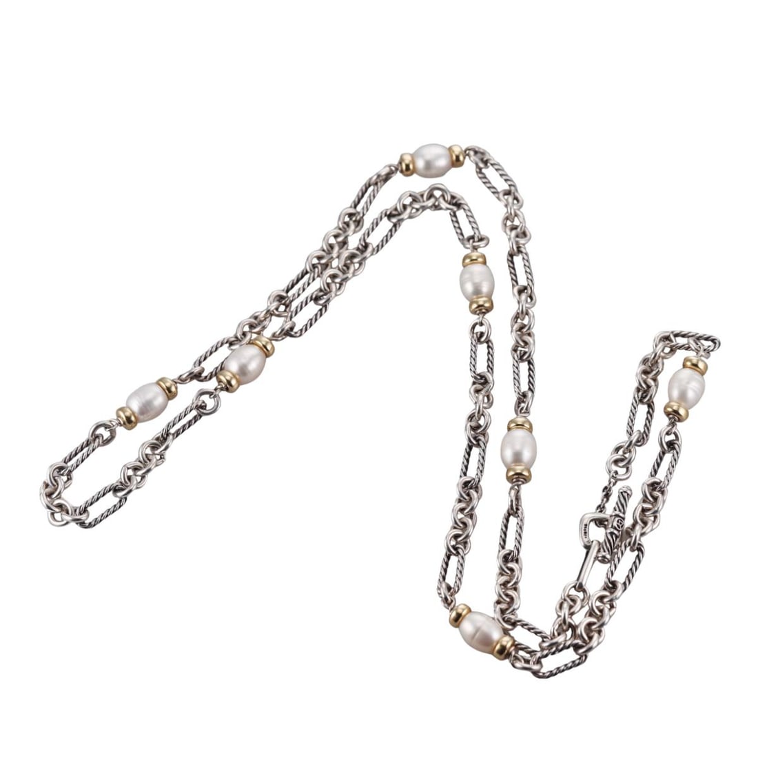 David Yurman Sterling SIlver Gold Pearl Toggle Chain Necklace: Metal : Sterling Silver and 18k Gold Designer : David Yurman Gemstone : Pearl Measurements : Necklace is 34" long x 7mm at widest point Marked: : DY 925 750 Weight: : 81.5